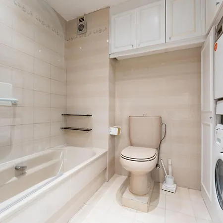 Apartment Faro's King Of The Sea Fuengirola